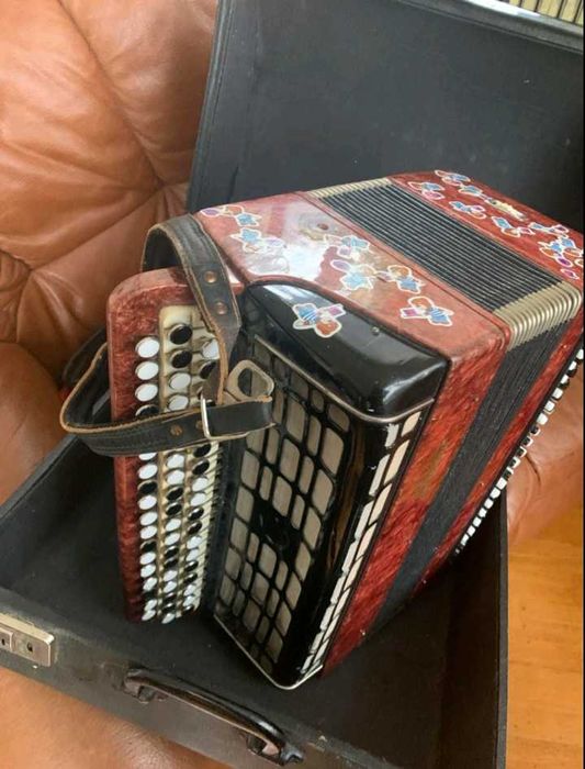 Баян Етюд 205 трирядний