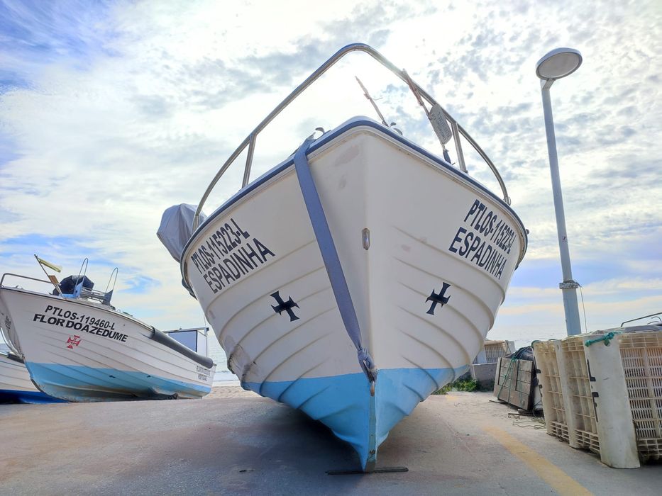 Embarcação de pesca profissional OBE 540 PESCADOR