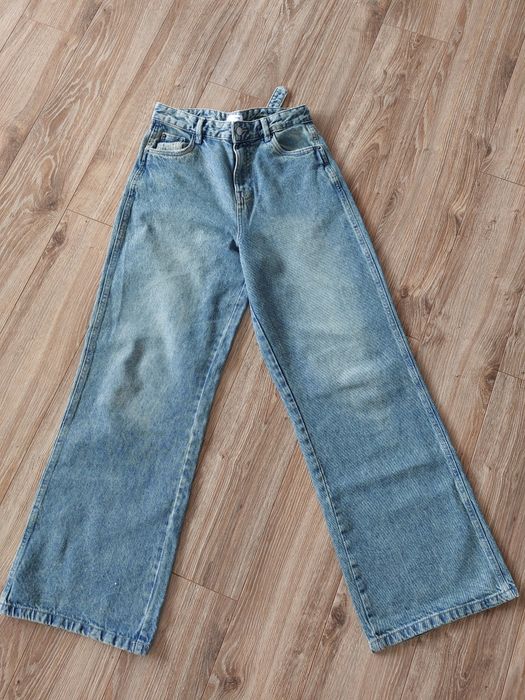 Damskie spodnie jeansowe r. 36