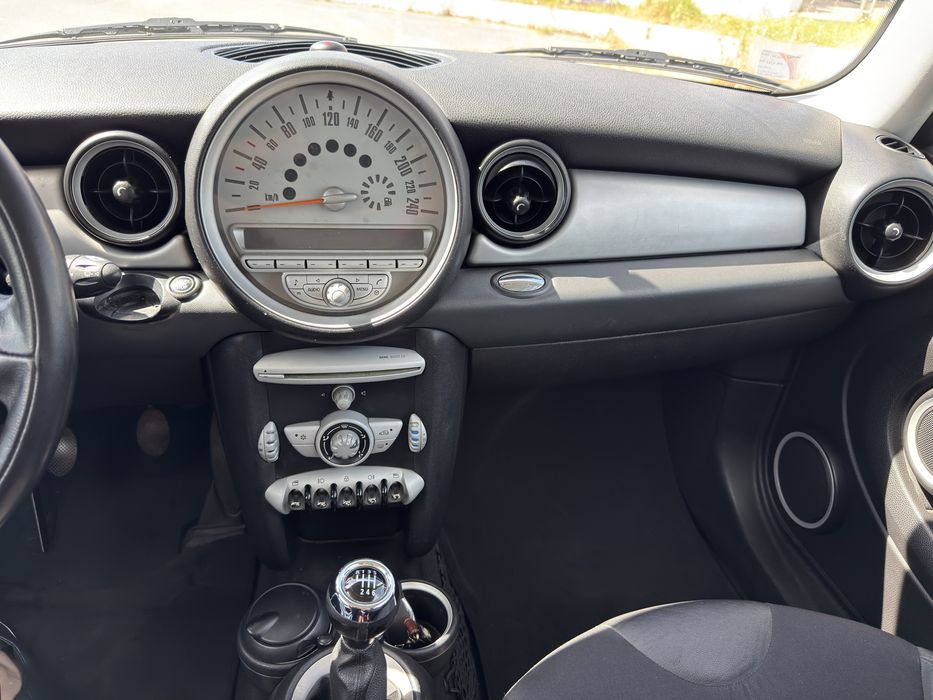 Mini Cooper D Ano 2008 1.6D 110cv 234,000km Som Harman Kardon varios extras aceito retoma/troca