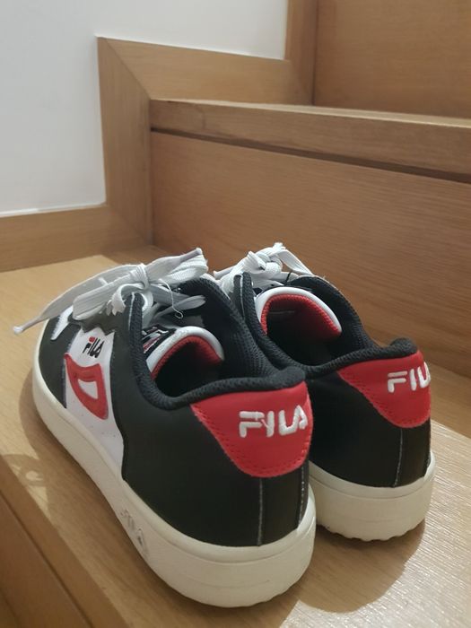 Sapatilhas Fila Tamanho 39