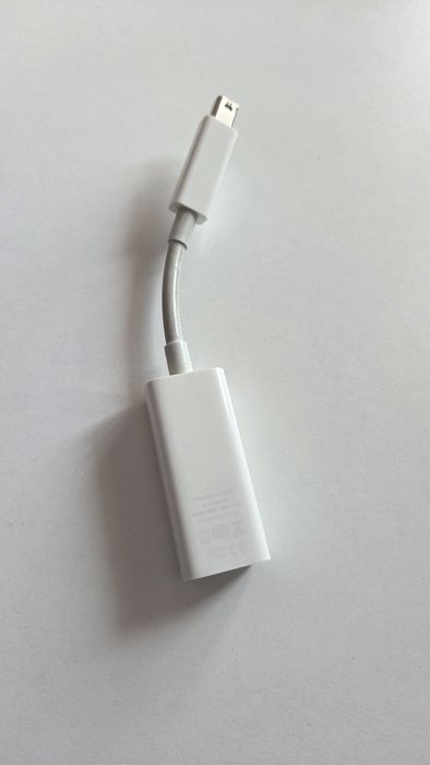 Apple Thunderbolt Adapter447392542213416961