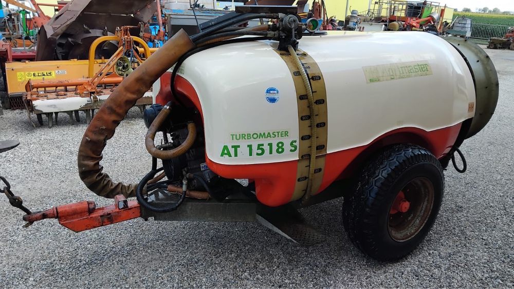 Оприскувач садовий 1000/1500/2000 тони