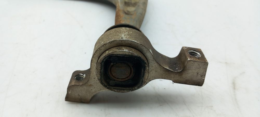 Braço de suspensão frente esquerdo CITROËN C5 III Break (RW_)