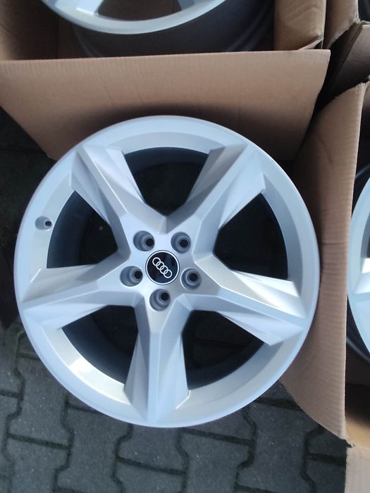Felgi aluminiowe NOWE AUDI Q5 A6 A4 skoda seat 19 5x112 8j et28wysyłka