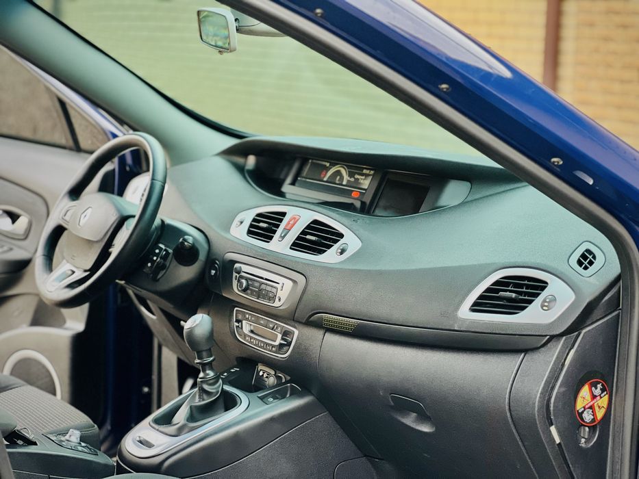 Хозяйский Renault Scenic ||| !РЕСТАЙЛИНГ! 1.5 DCI