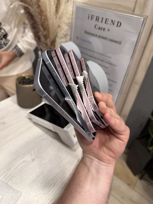 iPhone 15 128/256gb Pink  / Blue