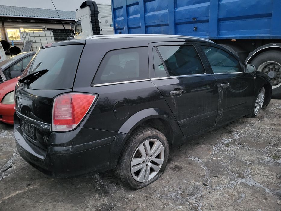 Drzwi lampa klapa lusterko opel astra III  H 1.9d