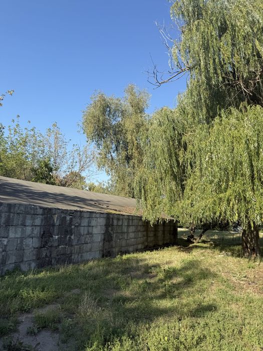 Приміщення продам (майстерня по ремонту автомобілів)