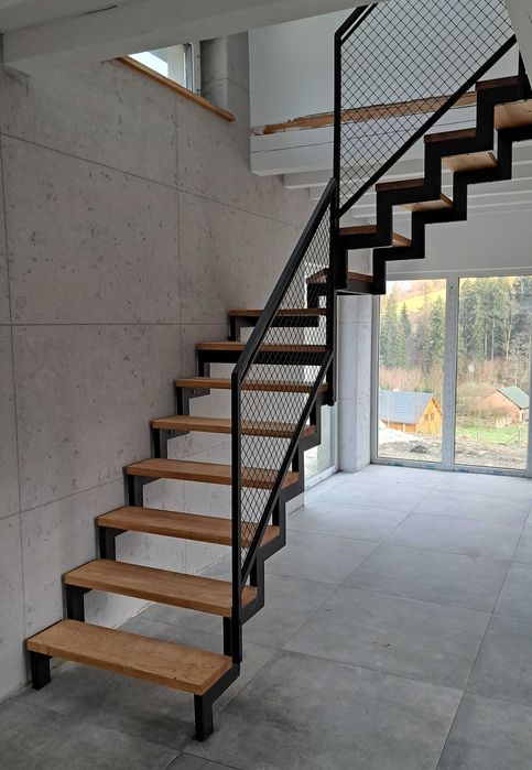 Schody zabiegowe stal drewno balustrada loft dolnośląskie