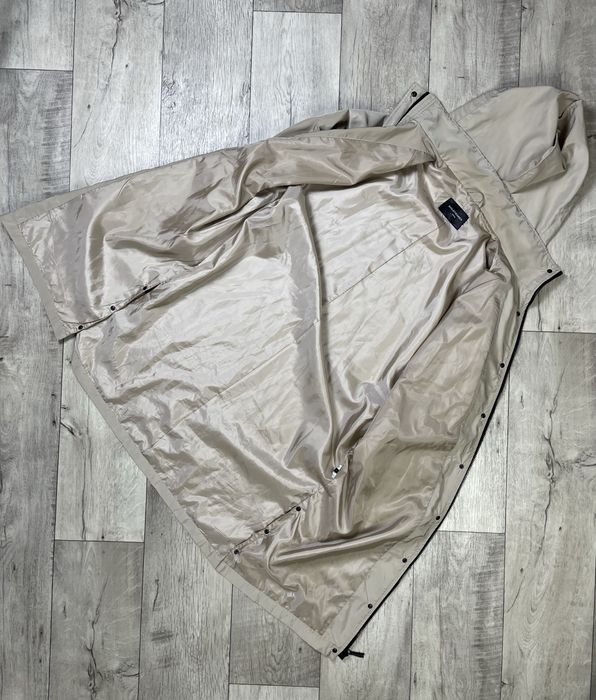 Balenciaga ветровка плащ L-XL размер бежевая с принтом