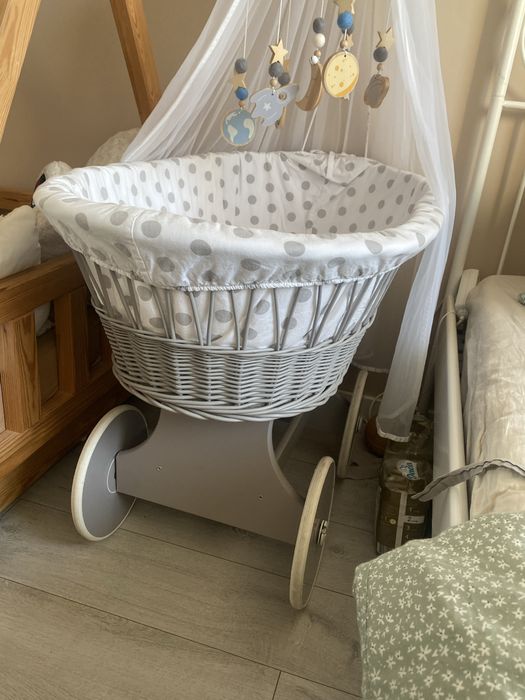 Kosz Mojzesza , dostawka dla niemowlaka