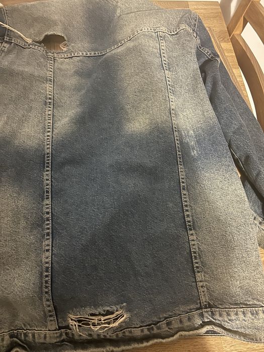 Kurka jeansowa z różami