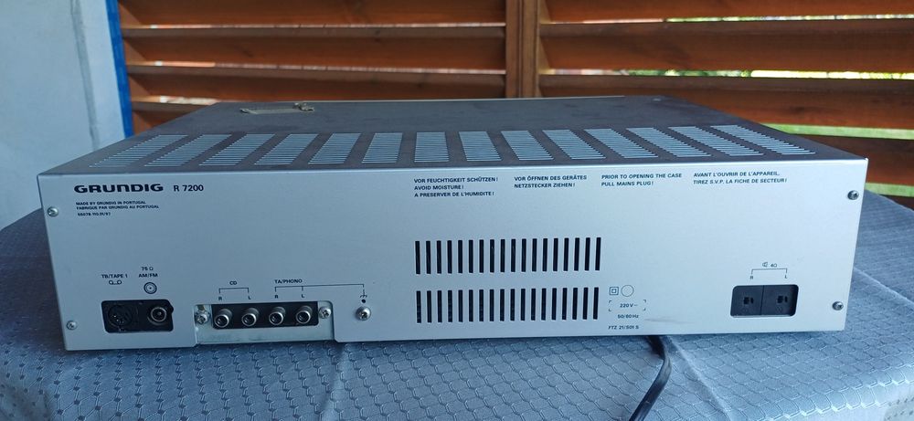 Amplituner grundig R7200