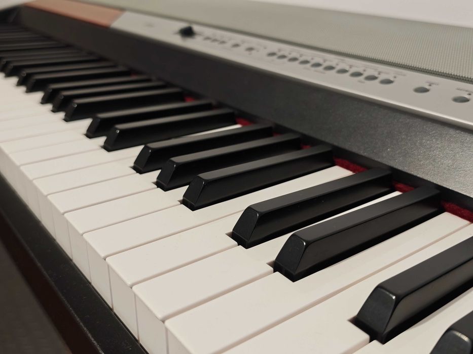 Korg SP-250 stan idealny + pokrowiec