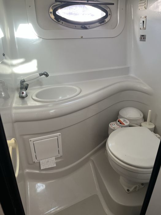 Crownline 250 CR 2005 | Excelente estado | Revisões em dia