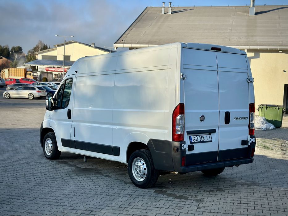 Wypożyczalnia samochodów dostawczych * Wynajem Busa