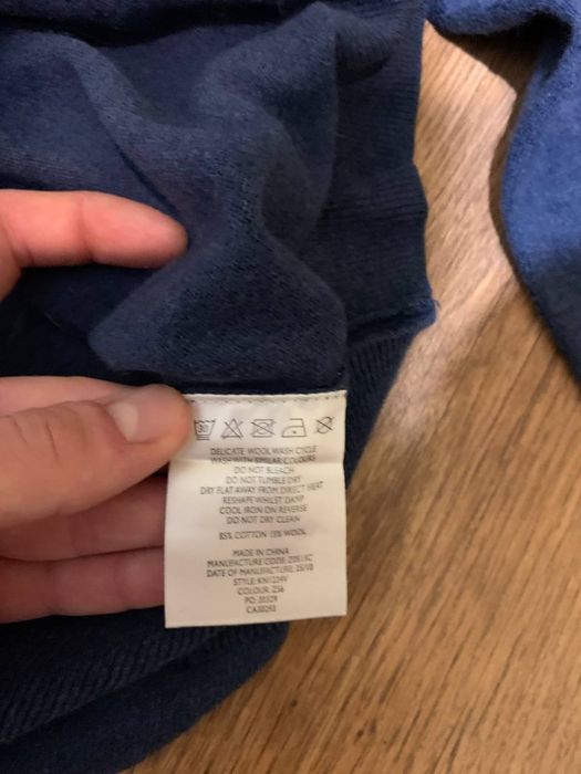Продам джемпер Lyle & Scott