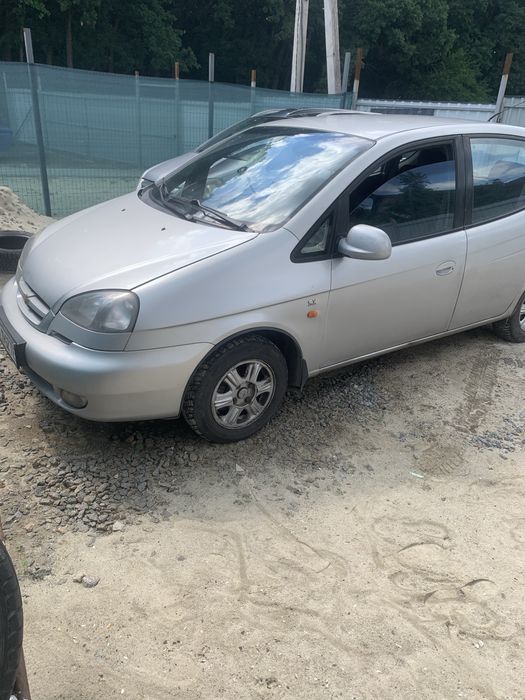 Авто Шевролет такума 2005р