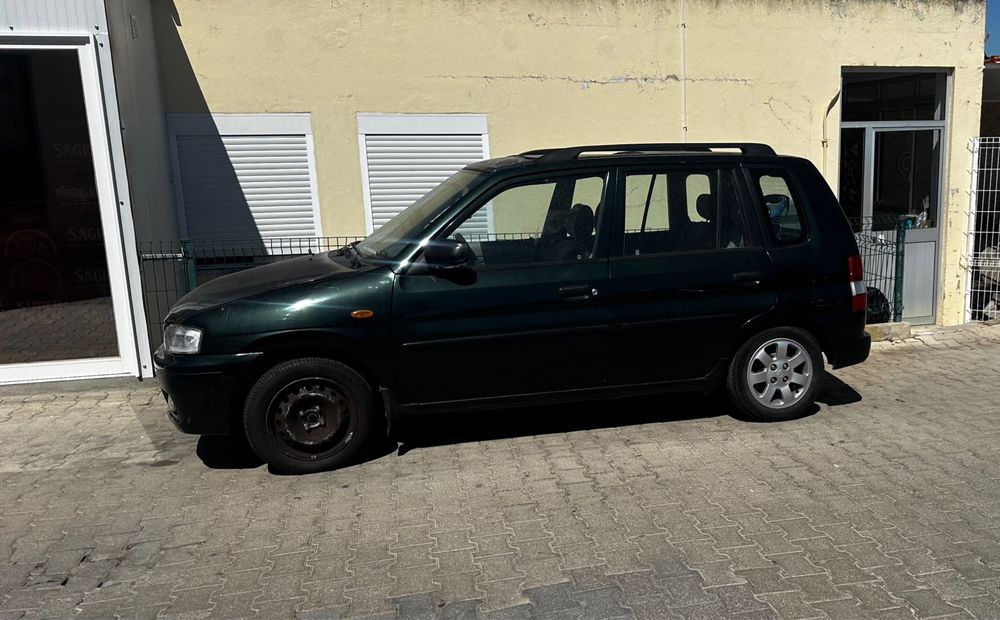 Mazda Demio 1.3 Gasolina 16V 1999