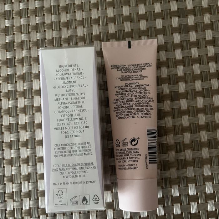 Perfumy damskie Lacoste