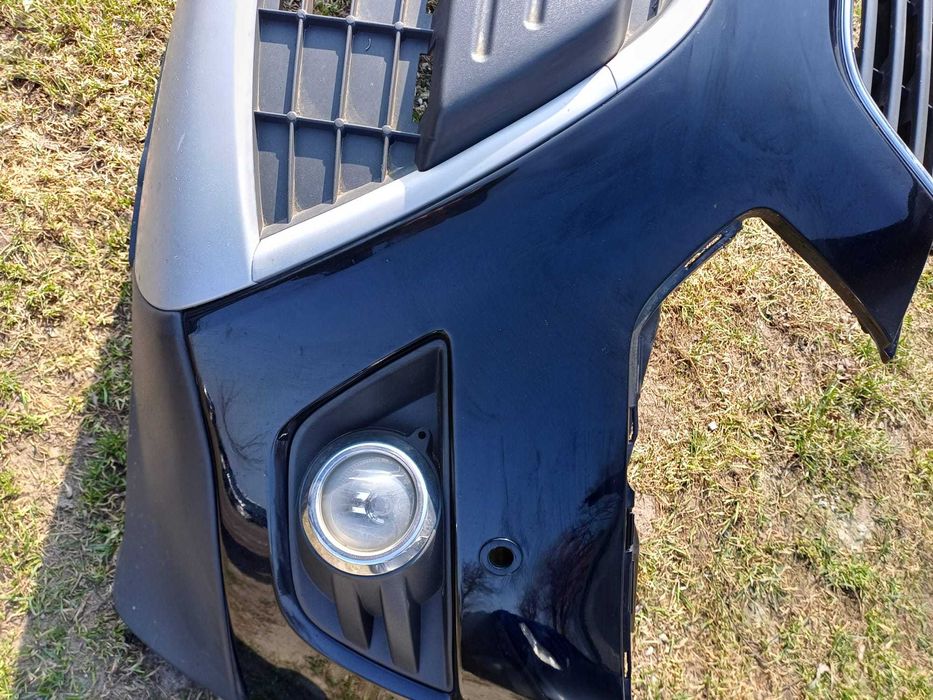 Zderzak przedni Ford Kuga Mk 1 kolor F8-czarny