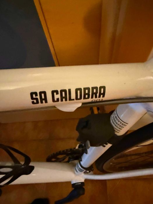 Bicicleta Hoy Sa Calobra .001 branco usado pouco
