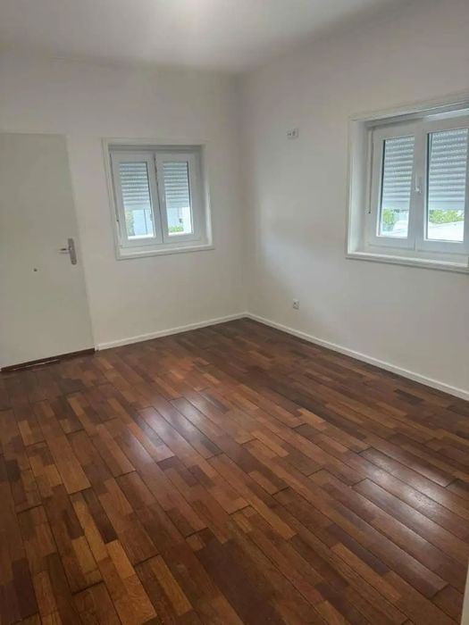 Aluga-se Moradia T2 Seixo-Alvo Olival Gaia