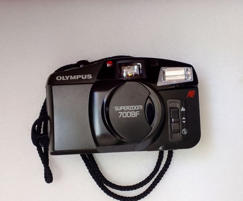 Olympus Superzoom 700BF