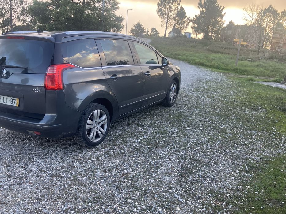 Carrinha peugeot 5008