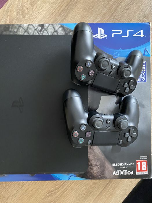 PS4 Jet Black de 1 TB