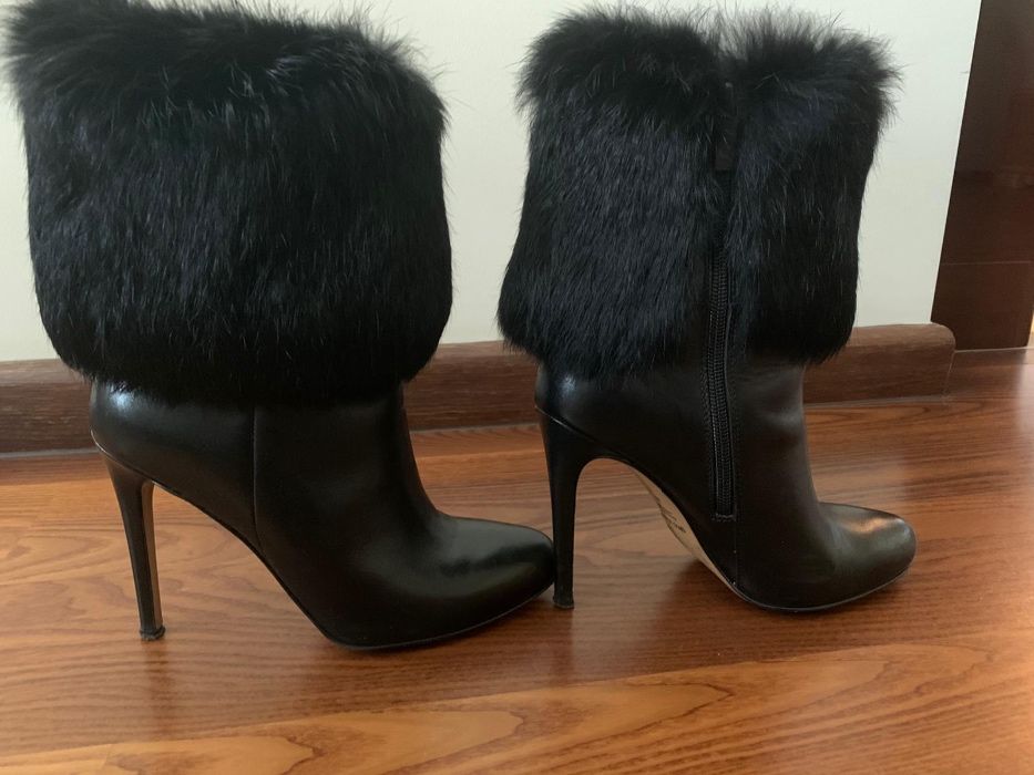 Botki czarne 38 na szpilce z futerkiem Gino Rossi