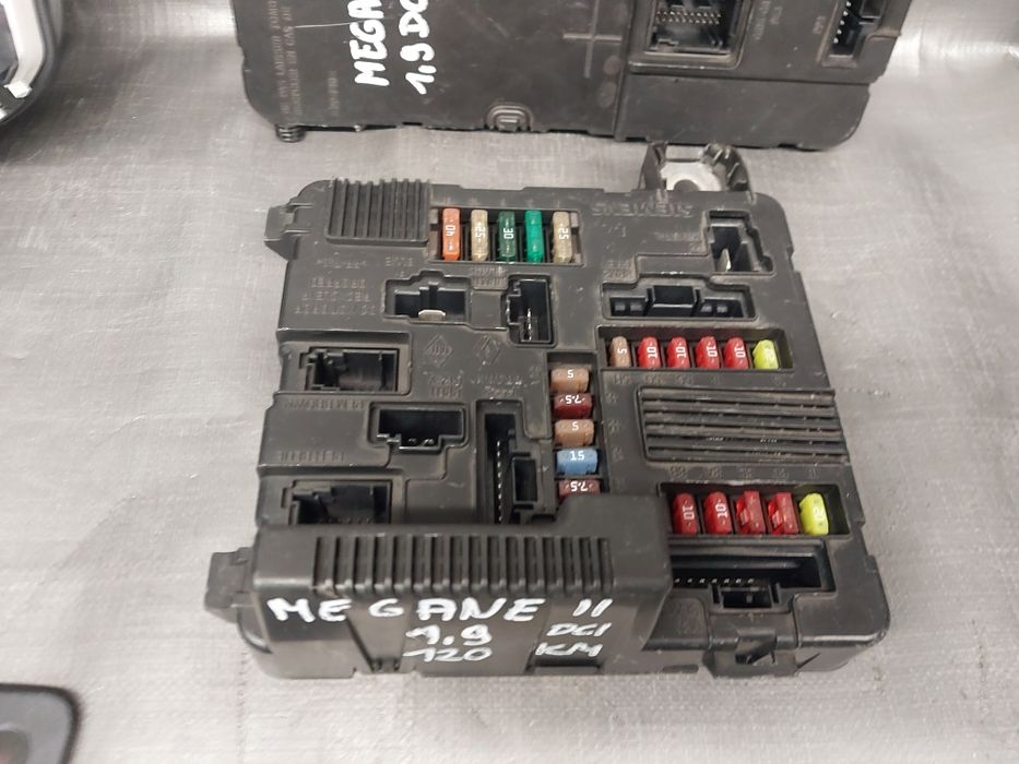 Renault Megane 2 II CC 2004r 1.9 DCI 120KM zestaw startowy