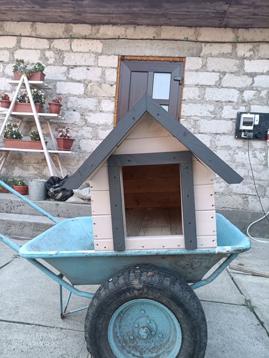 Будка для собаки