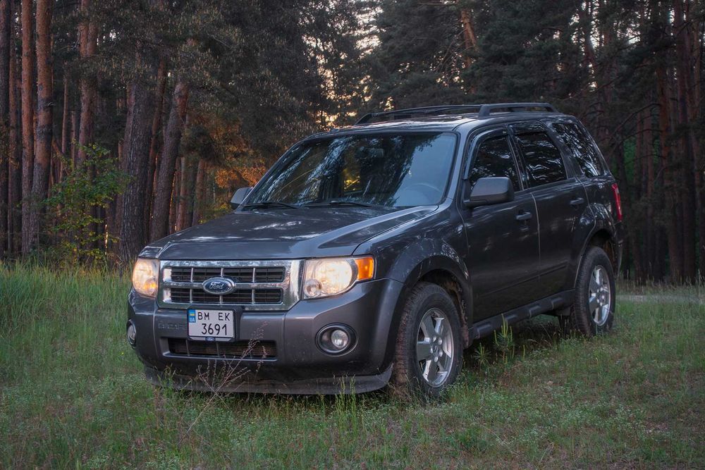 Автомобіль Ford Escape 2011