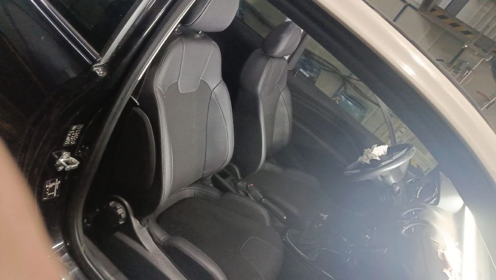 Conjunto de bancos OPEL Adam (M13)