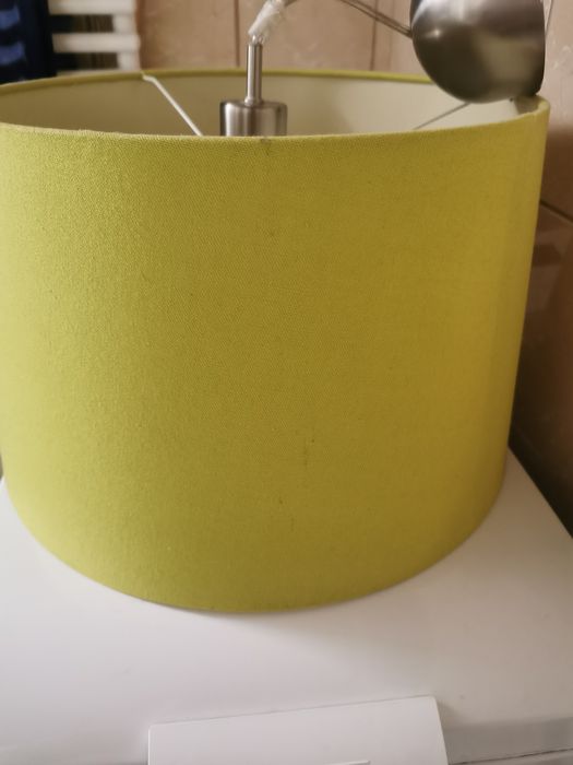 Lampa wisząca, abażur limonkowy duży.