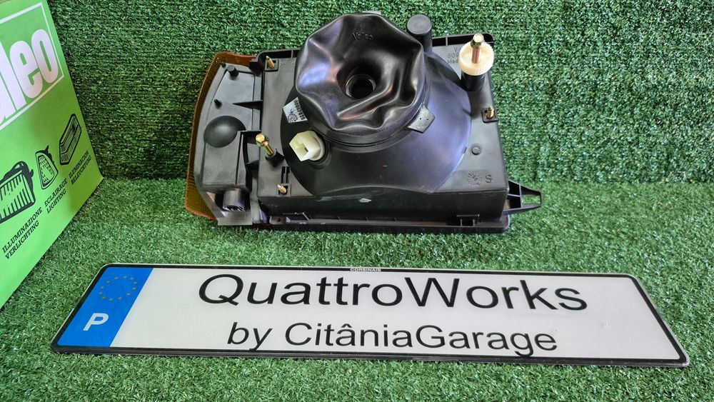 Otica Farol Esquerdo Autobianchi Y10 LX Touring 4WD Ref. 084440 NOVO Valeo