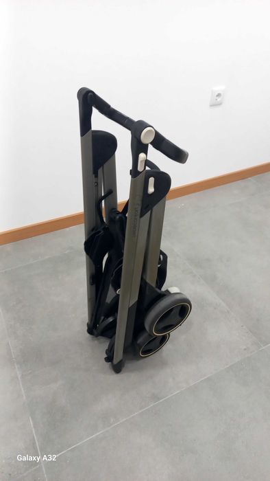 TrioBebeconfort + cadeira grupo 2 + base isofix