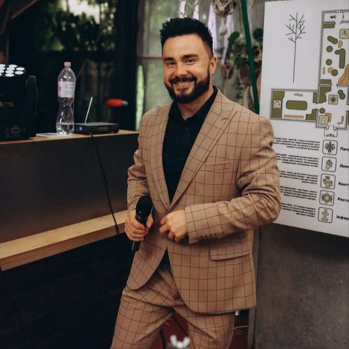 Ведучий Ведущий не дорого на свадьбу, день рождение, +диджей,