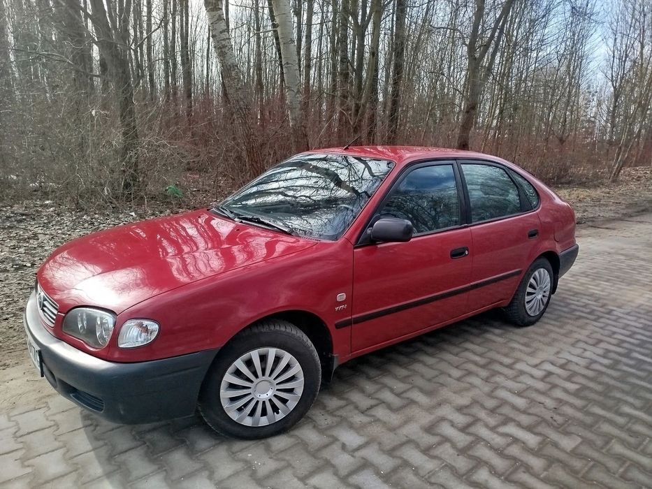 Toyota Corolla Zadbana Toyota Corolla e11, trzeci właściciel od 2012