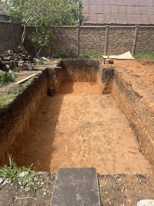 Земляные работы, копка траншей и котлованов, планировка участка