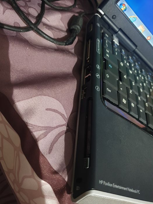 Computador Portátil HP DV1000