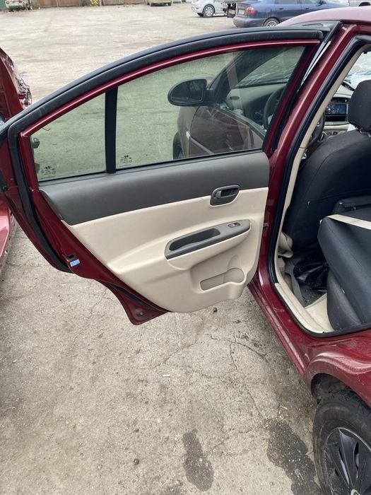 Разборка Hyundai Accent MC 1.4 2006-2010 год четверть крыша балка