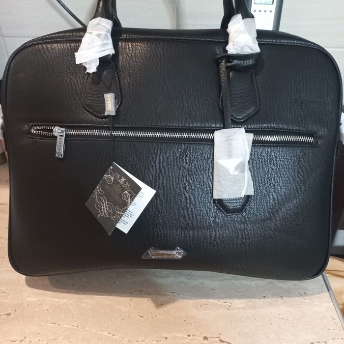 Torba na laptopa, dokumenty