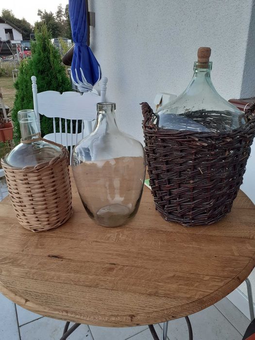 Baniakiszklane na wino