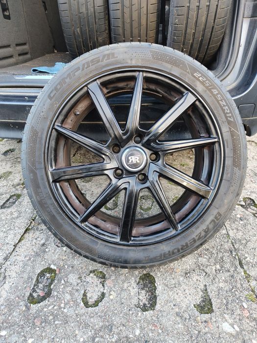 Koła, felgi aluminiowe i opony , 5x114,3 Renault Laguna 3, 1 sezon na drodze.