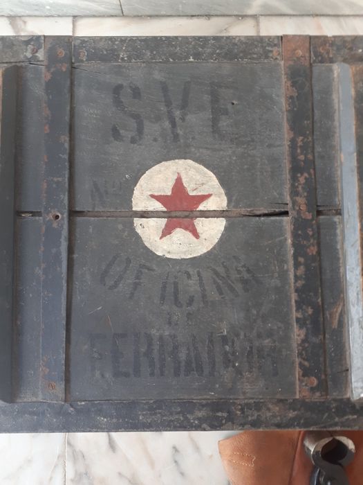 Farrier's Trunk