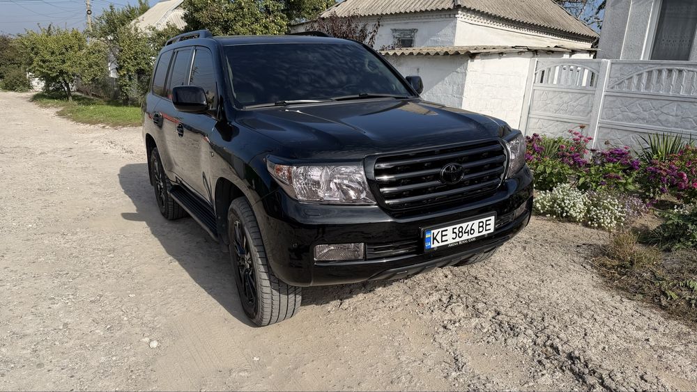 Toyota Land Cruiser