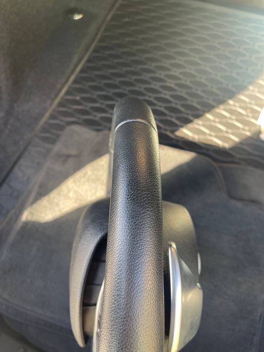 Продам Руль BMW F30